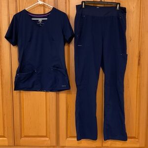 Purple Label Healing Hands Scrub Set